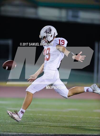 Thumbnail 1 in  Paso Robles vs Sierra Canyon photogallery.