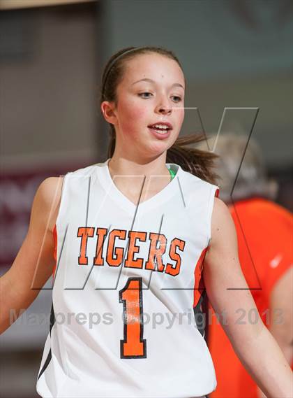 Thumbnail 3 in Granby @ South Hadley (Spalding Hoophall Classic) photogallery.