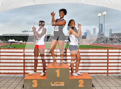 Thumbnail 1 in UIL 5A Track & Field Final (Awards) photogallery.