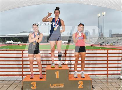 Thumbnail 2 in UIL 5A Track & Field Final (Awards) photogallery.