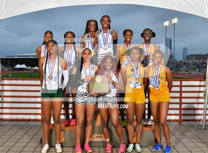 Thumbnail 2 in UIL 5A Track & Field Final (Awards) photogallery.
