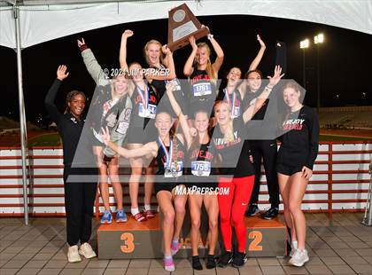 Thumbnail 2 in UIL 5A Track & Field Final (Awards) photogallery.