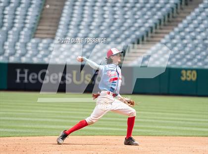 Thumbnail 1 in Santa Ana vs Long Beach Poly (Halo Classic) photogallery.