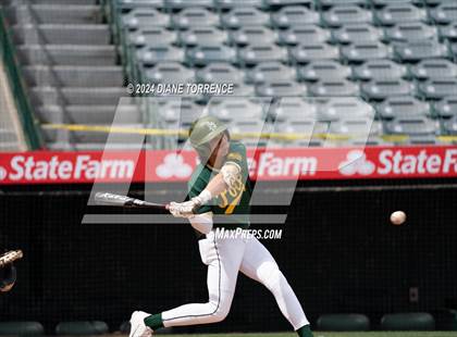 Thumbnail 1 in Santa Ana vs Long Beach Poly (Halo Classic) photogallery.