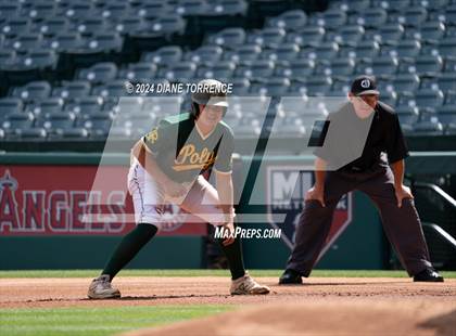 Thumbnail 1 in Santa Ana vs Long Beach Poly (Halo Classic) photogallery.