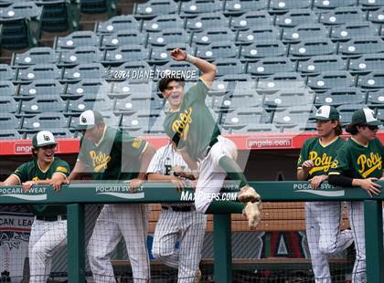 Thumbnail 1 in Santa Ana vs Long Beach Poly (Halo Classic) photogallery.