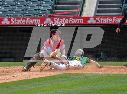 Thumbnail 1 in Santa Ana vs Long Beach Poly (Halo Classic) photogallery.