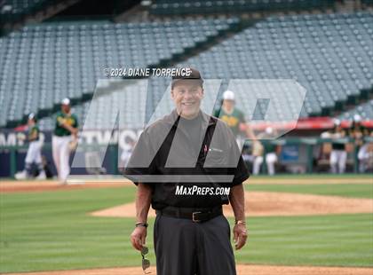 Thumbnail 1 in Santa Ana vs Long Beach Poly (Halo Classic) photogallery.