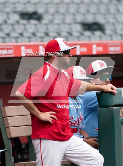 Thumbnail 1 in Santa Ana vs Long Beach Poly (Halo Classic) photogallery.