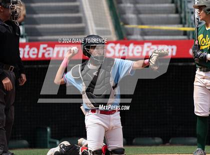 Thumbnail 1 in Santa Ana vs Long Beach Poly (Halo Classic) photogallery.