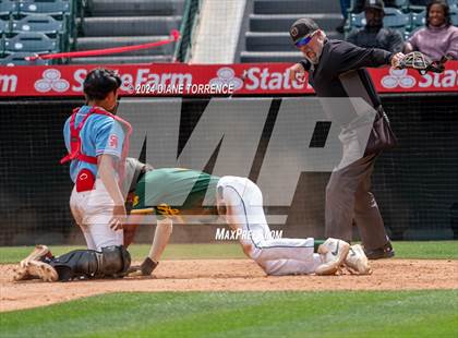 Thumbnail 3 in Santa Ana vs Long Beach Poly (Halo Classic) photogallery.