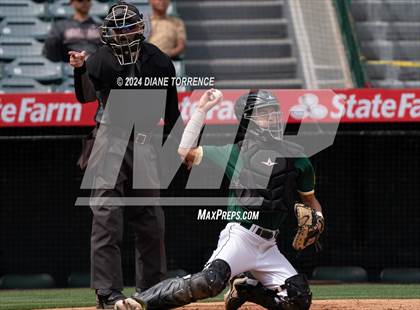 Thumbnail 1 in Santa Ana vs Long Beach Poly (Halo Classic) photogallery.