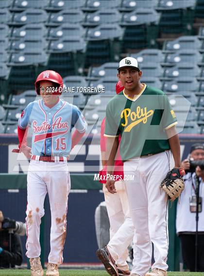 Thumbnail 1 in Santa Ana vs Long Beach Poly (Halo Classic) photogallery.