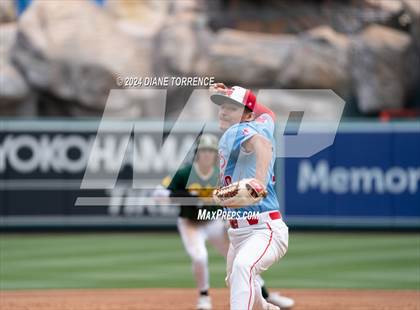 Thumbnail 1 in Santa Ana vs Long Beach Poly (Halo Classic) photogallery.