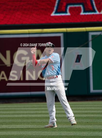 Thumbnail 1 in Santa Ana vs Long Beach Poly (Halo Classic) photogallery.