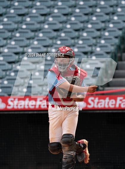 Thumbnail 2 in Santa Ana vs Long Beach Poly (Halo Classic) photogallery.