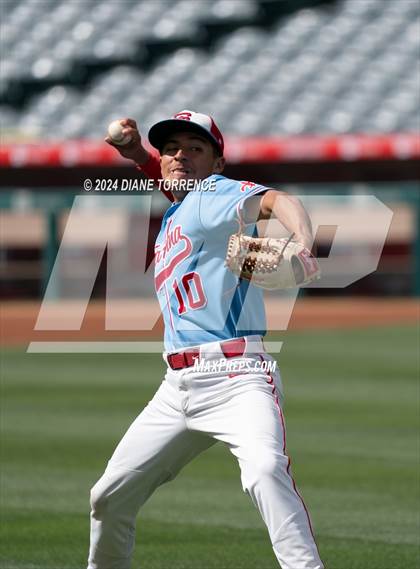 Thumbnail 3 in Santa Ana vs Long Beach Poly (Halo Classic) photogallery.