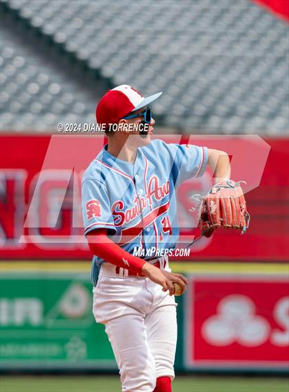 Thumbnail 3 in Santa Ana vs Long Beach Poly (Halo Classic) photogallery.