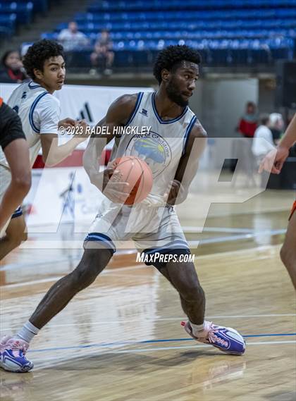 Thumbnail 3 in Webster Groves vs Oak Park (Twelve Courts of Christmas) photogallery.