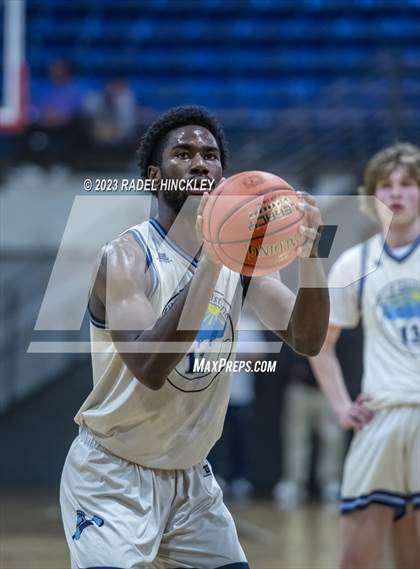Thumbnail 3 in Webster Groves vs Oak Park (Twelve Courts of Christmas) photogallery.