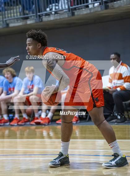 Thumbnail 1 in Webster Groves vs Oak Park (Twelve Courts of Christmas) photogallery.