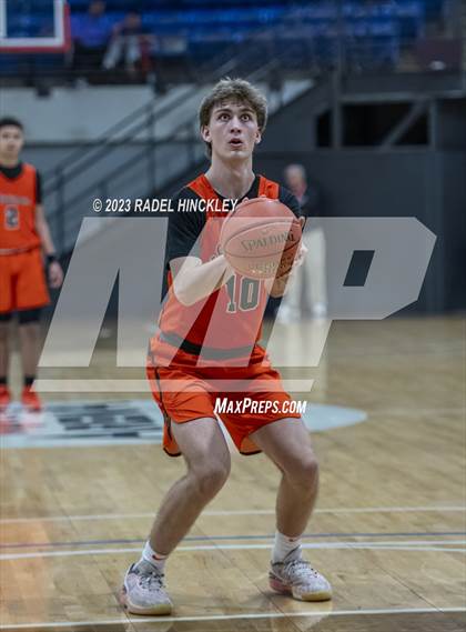 Thumbnail 1 in Webster Groves vs Oak Park (Twelve Courts of Christmas) photogallery.