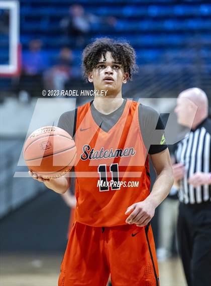 Thumbnail 1 in Webster Groves vs Oak Park (Twelve Courts of Christmas) photogallery.