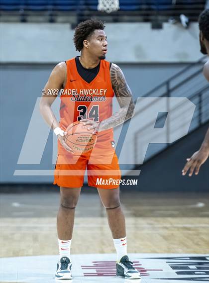 Thumbnail 2 in Webster Groves vs Oak Park (Twelve Courts of Christmas) photogallery.