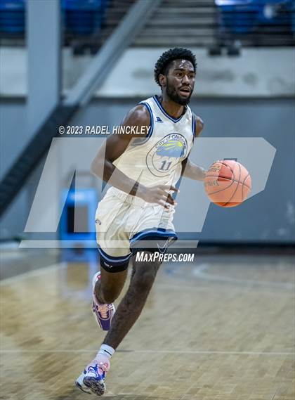 Thumbnail 2 in Webster Groves vs Oak Park (Twelve Courts of Christmas) photogallery.