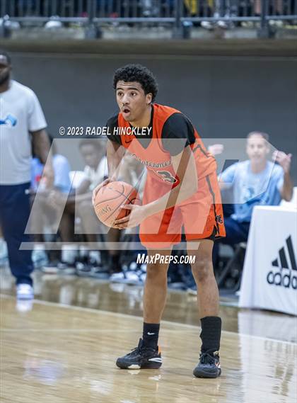 Thumbnail 1 in Webster Groves vs Oak Park (Twelve Courts of Christmas) photogallery.