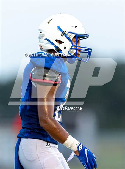 Thumbnail 3 in Bandera @ Natalia (Scrimmage) photogallery.