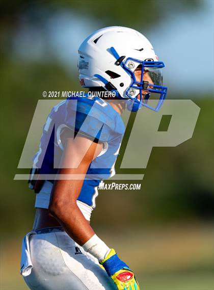 Thumbnail 1 in Bandera @ Natalia (Scrimmage) photogallery.