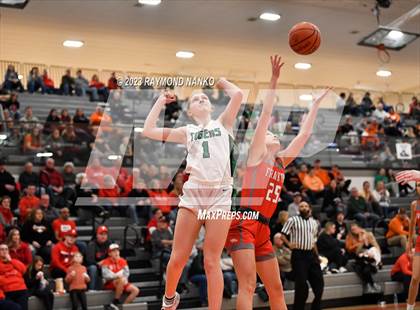 Thumbnail 1 in IHSAA Sectional Semi-Final Frankton vs. Yorktown photogallery.