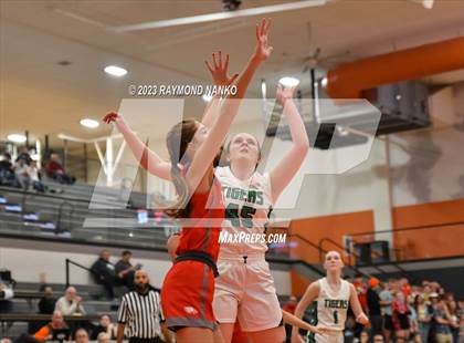 Thumbnail 1 in IHSAA Sectional Semi-Final Frankton vs. Yorktown photogallery.