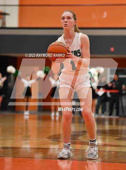 Thumbnail 2 in IHSAA Sectional Semi-Final Frankton vs. Yorktown photogallery.