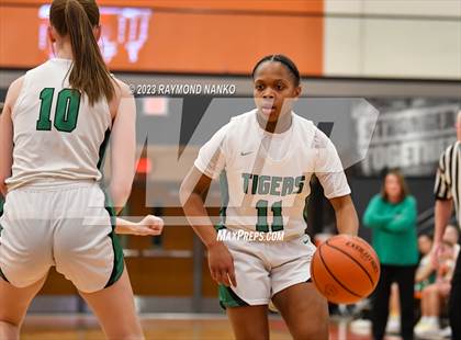 Thumbnail 3 in IHSAA Sectional Semi-Final Frankton vs. Yorktown photogallery.