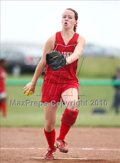 Thumbnail 3 in North Rockland v. Cicero-North Syracuse (NYSPHSAA Class AA Semifinal) photogallery.