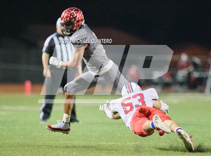 Thumbnail 2 in Southside vs. Jefferson (UIL Class 5A Bi-District Playoff) photogallery.