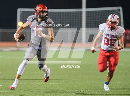 Thumbnail 3 in Southside vs. Jefferson (UIL Class 5A Bi-District Playoff) photogallery.