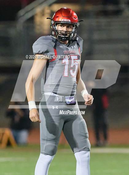 Thumbnail 2 in Southside vs. Jefferson (UIL Class 5A Bi-District Playoff) photogallery.