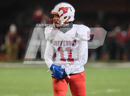 Thumbnail 2 in Southside vs. Jefferson (UIL Class 5A Bi-District Playoff) photogallery.