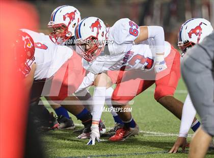 Thumbnail 2 in Southside vs. Jefferson (UIL Class 5A Bi-District Playoff) photogallery.