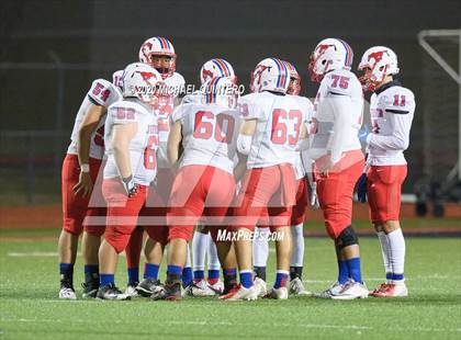 Thumbnail 3 in Southside vs. Jefferson (UIL Class 5A Bi-District Playoff) photogallery.