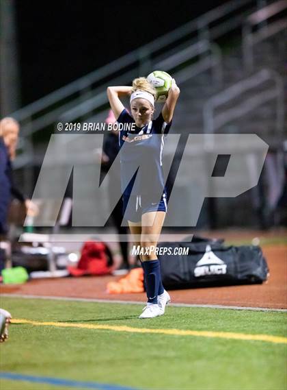 Thumbnail 3 in Bainbridge @ Eastside Catholic photogallery.