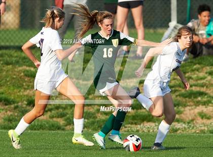 Thumbnail 2 in Providence Day @ Ravenscroft photogallery.