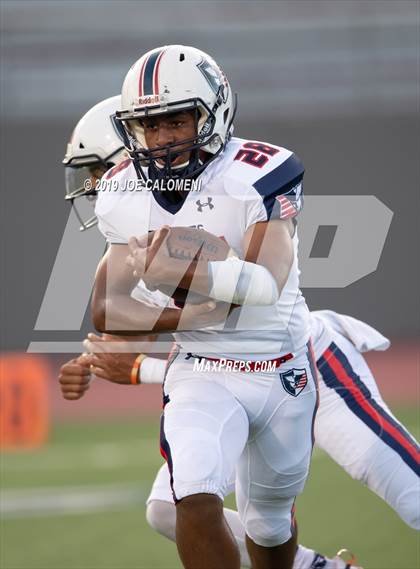 Thumbnail 1 in Brackenridge vs Veterans Memorial photogallery.