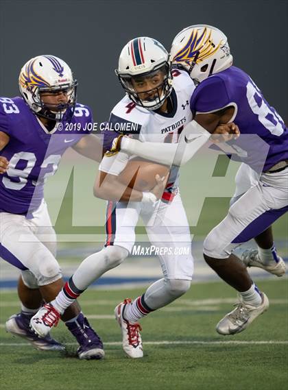 Thumbnail 2 in Brackenridge vs Veterans Memorial photogallery.