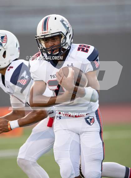 Thumbnail 2 in Brackenridge vs Veterans Memorial photogallery.
