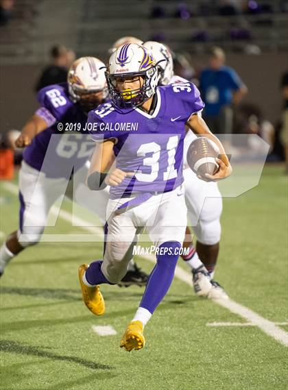 Thumbnail 3 in Brackenridge vs Veterans Memorial photogallery.