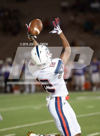 Thumbnail 2 in Brackenridge vs Veterans Memorial photogallery.